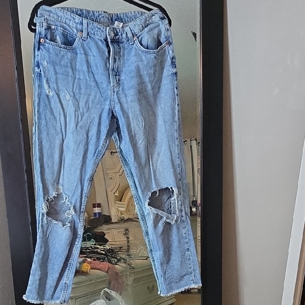 H&M Light Blue Boyfriend Jeans